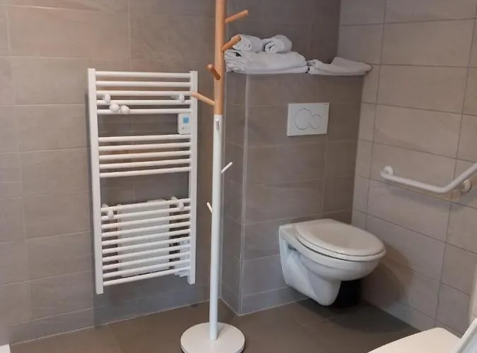 Emile De La Maison Saint-josse Apartman *